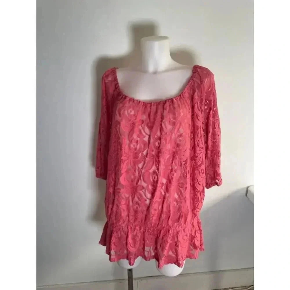 Women's Avenue Peplum Pink Lace Sheer Top Plus Size 26/28 EUC 0148